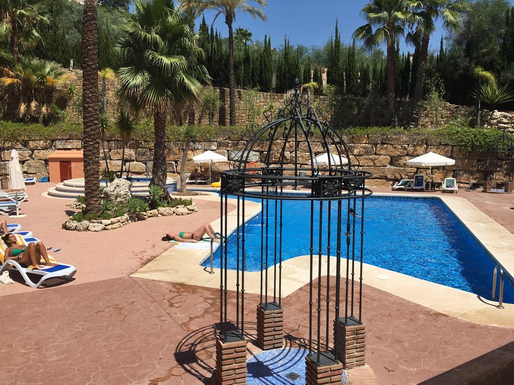 Royal Suites Marbella Benahavis Exterior photo