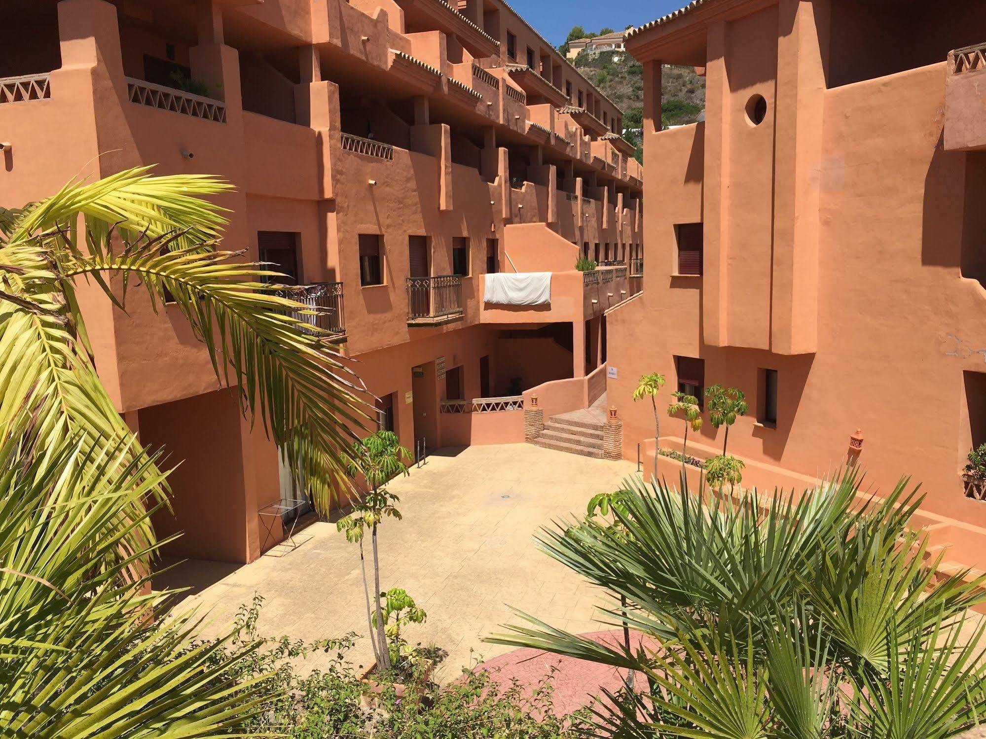 Royal Suites Marbella Benahavis Exterior photo