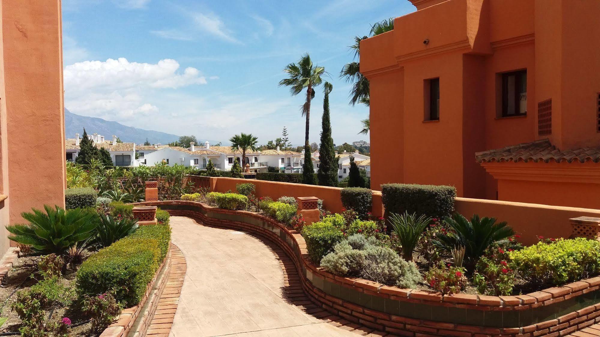 Royal Suites Marbella Benahavis Exterior photo