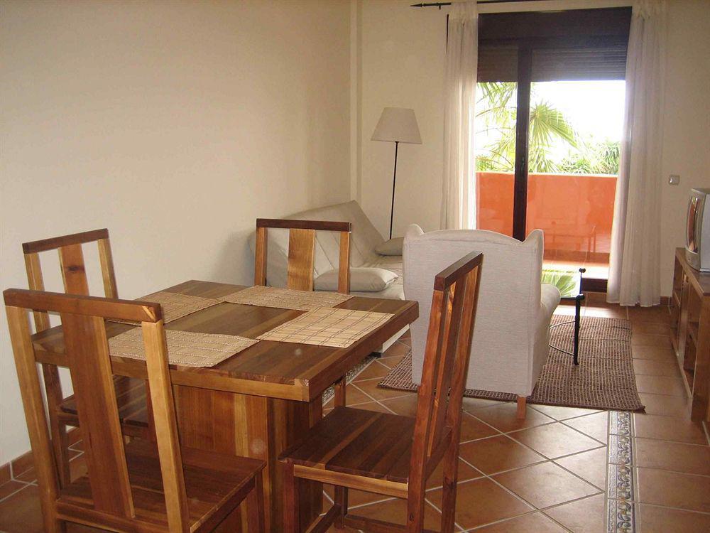 Royal Suites Marbella Benahavis Room photo
